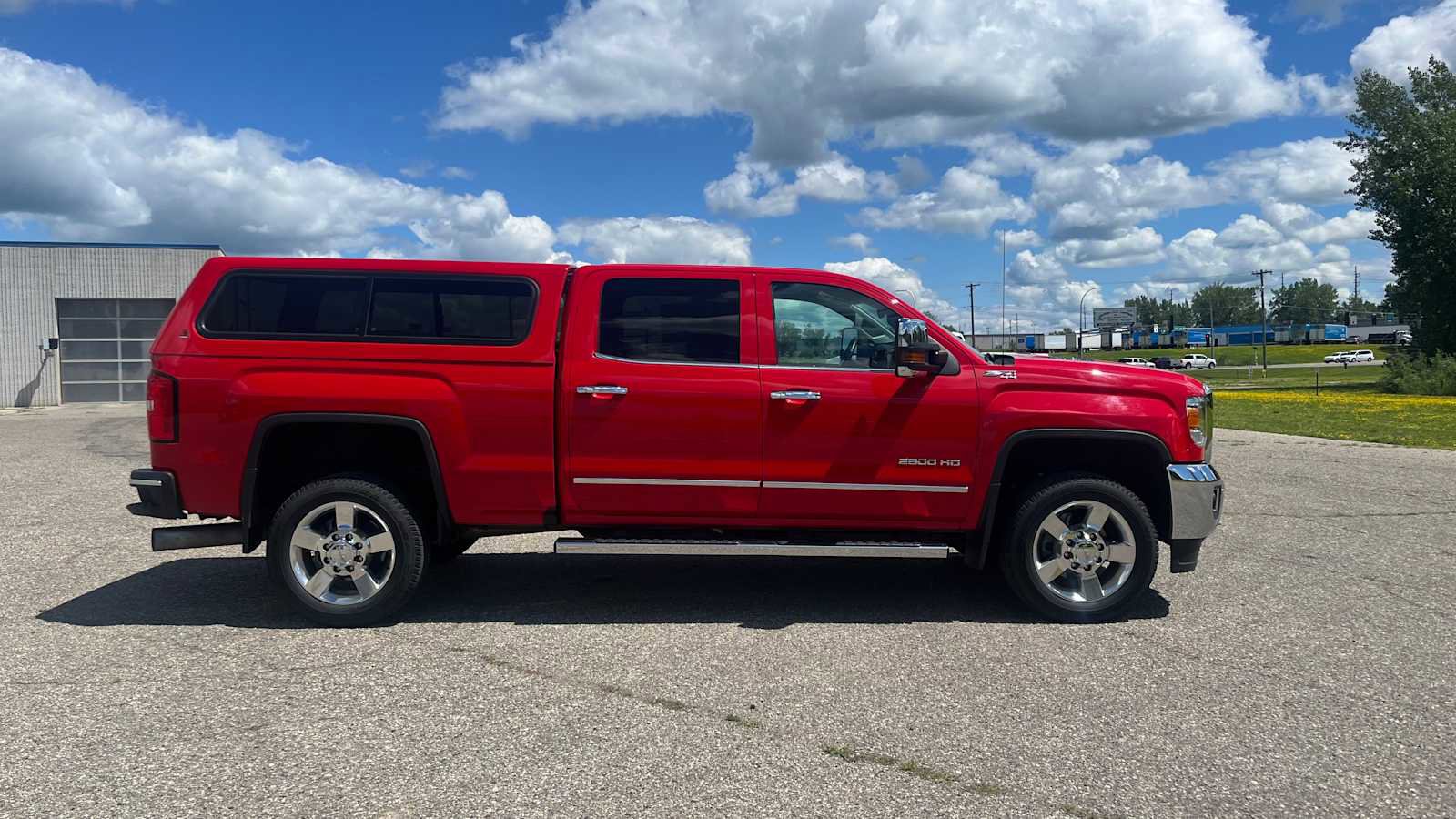 Used 2016 GMC Sierra 2500 SLT w/ Duramax Plus Package image 3