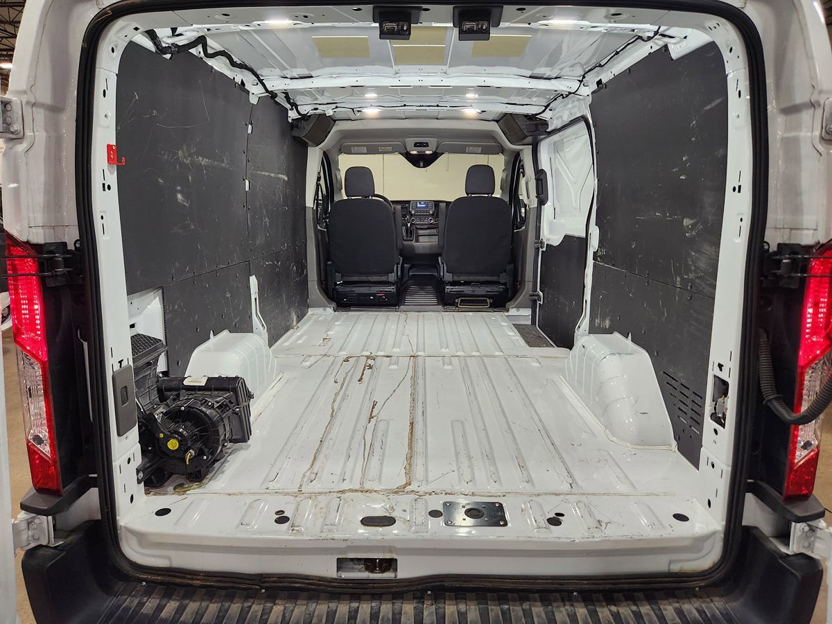 Used 2024 Ford Transit 150 Low Roof AWD image 51