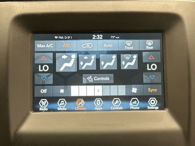 Used 2018 Jeep Compass Latitude w/ Popular Equipment Group AWD/4WD image 14