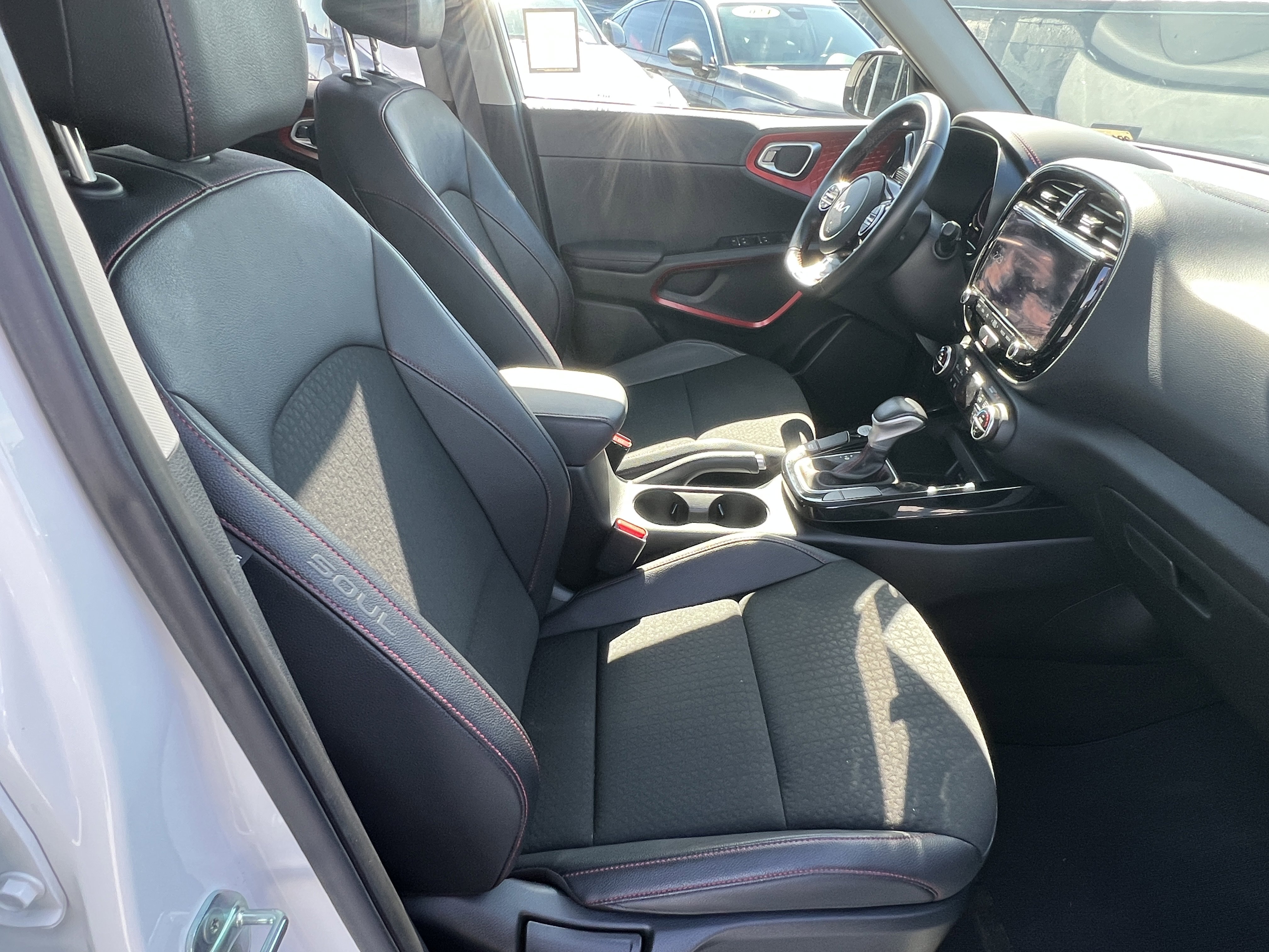 Certified 2023 Kia Soul GT-Line image 17