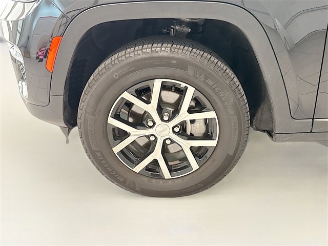 Used 2024 Jeep Grand Cherokee Limited image 27