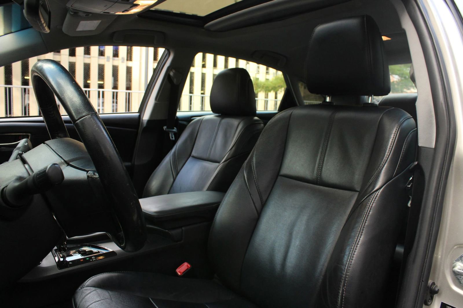 Used 2013 Toyota Avalon XLE Touring FWD image 19