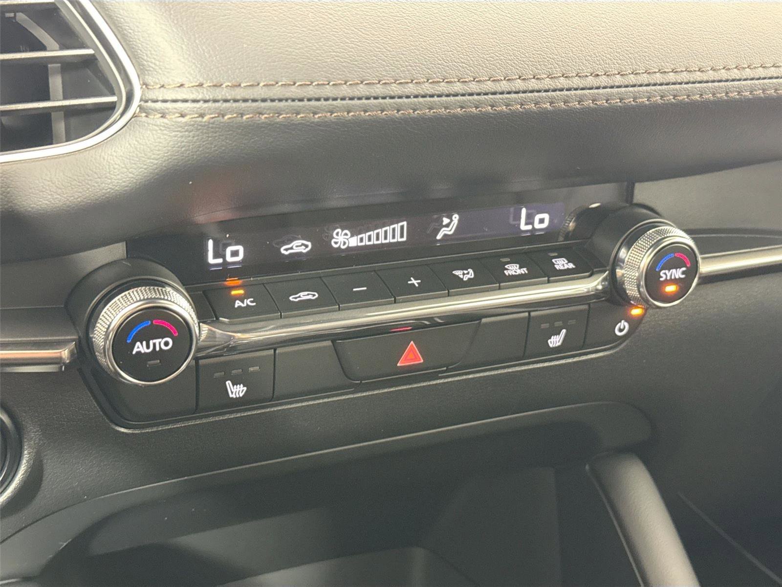 New 2026 MAZDA MAZDA3 2.5 S Hatchback w/ Premium Pkg image 25