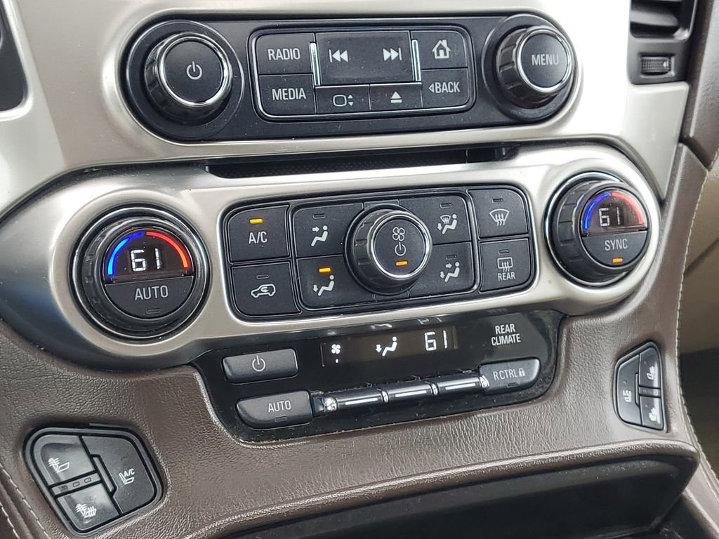 Used 2016 Chevrolet Suburban LTZ image 30