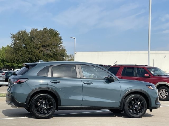 Used 2024 Honda HR-V Sport image 3