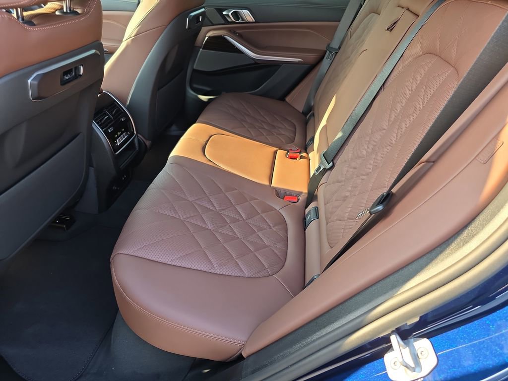 New 2026 BMW X5 xDrive40i w/ Premium Package AWD/4WD image 10