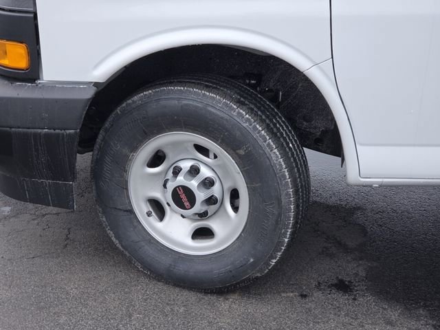 New 2026 GMC Savana 2500 w/ Driver Convenience Package image 12