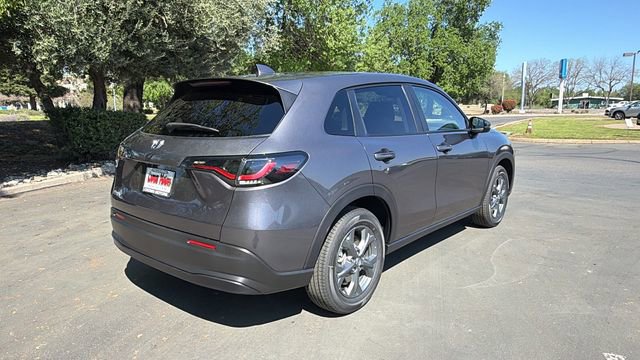 New 2026 Honda HR-V LX image 4