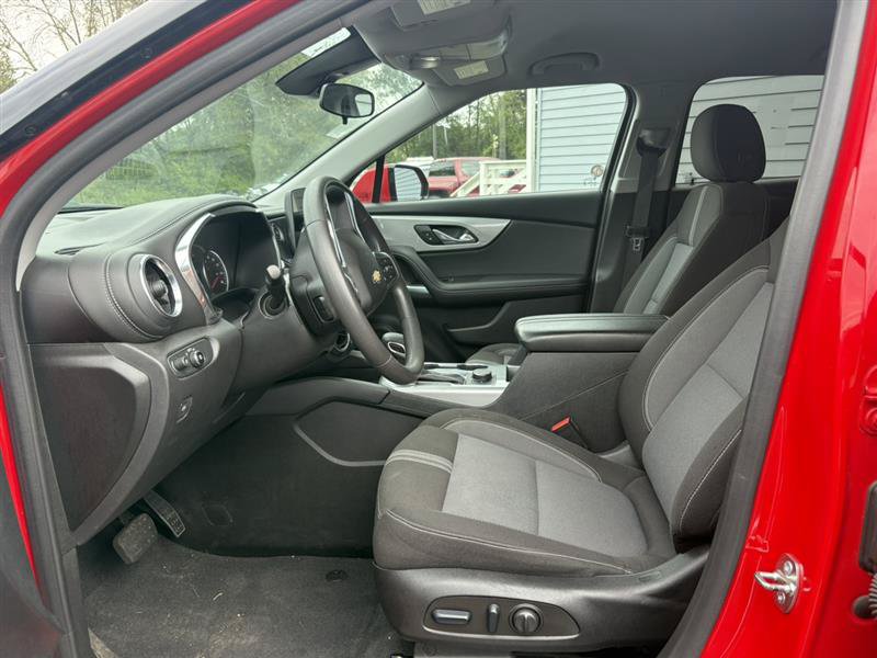 Used 2023 Chevrolet Blazer LT FWD image 8