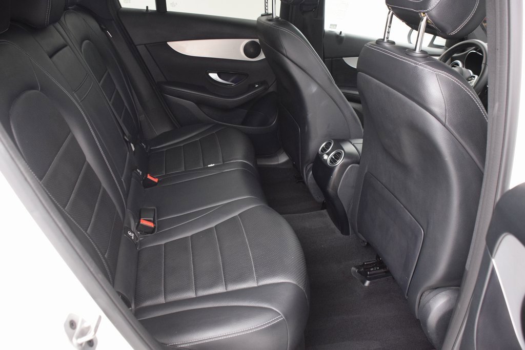 Used 2022 Mercedes-Benz GLC 300 image 18
