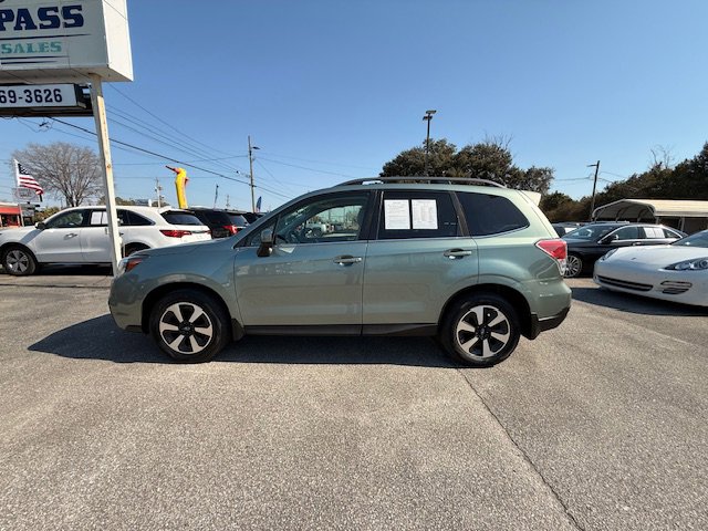 Used 2018 Subaru Forester 2.5i Limited AWD/4WD image 1