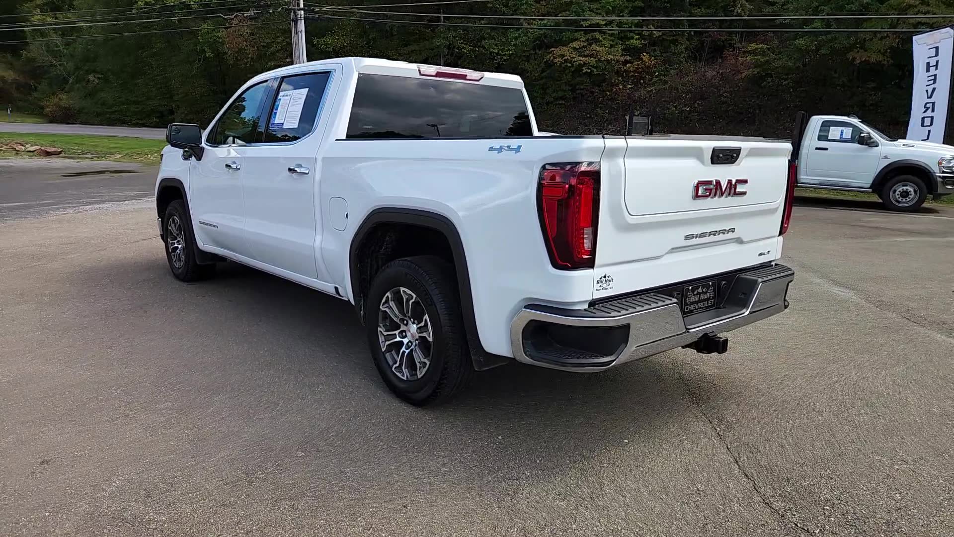 Used 2025 GMC Sierra 1500 SLT image 12