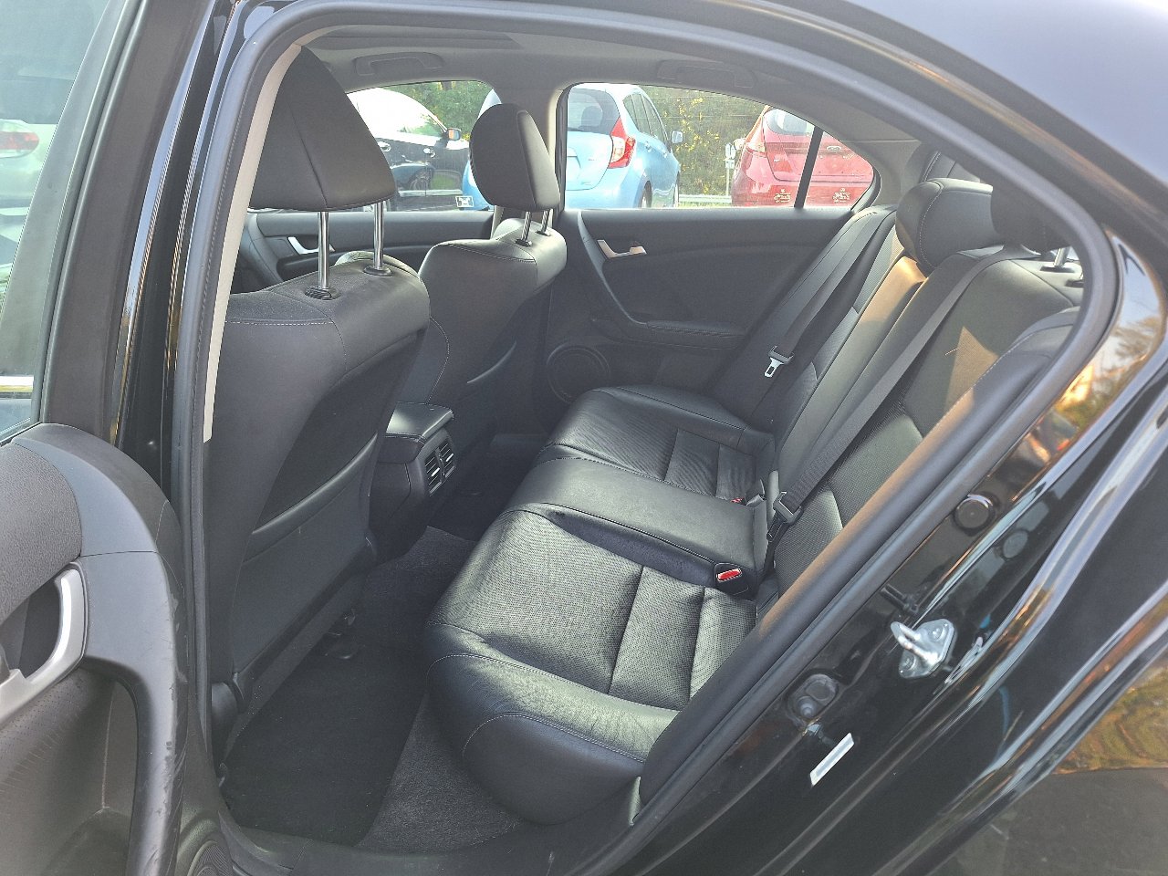 Used 2011 Acura TSX w/ Technology Package image 19