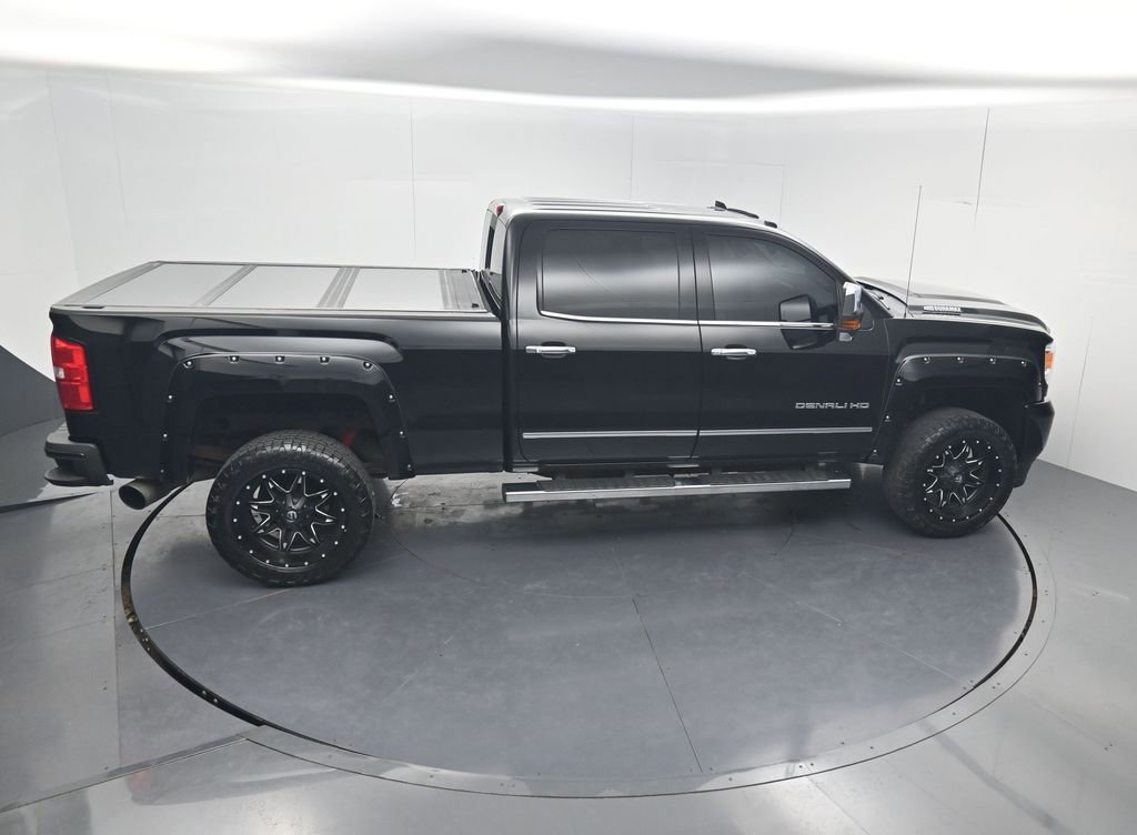 Used 2018 GMC Sierra 2500 Denali w/ Duramax Plus Package AWD/4WD image 69