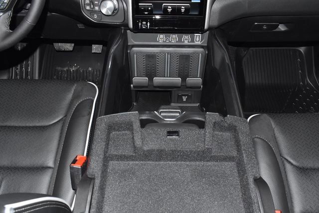 New 2026 RAM 1500 Laramie w/ Night Edition image 20