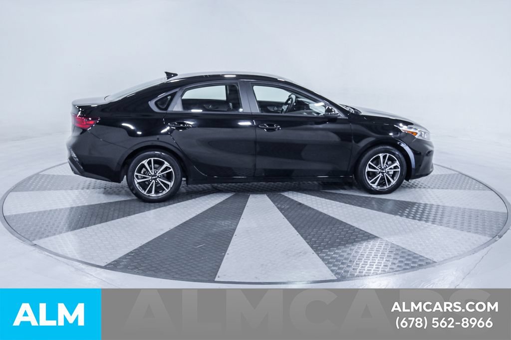 Used 2024 Kia Forte LXS FWD image 11