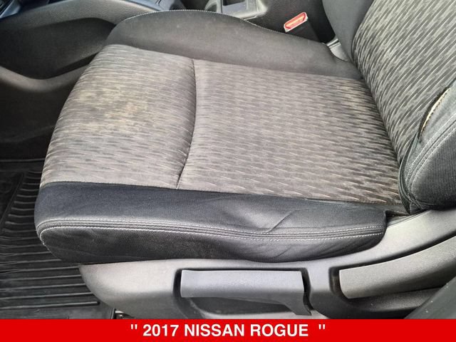 Used 2017 Nissan Rogue S w/ S Appearance Package AWD/4WD image 16