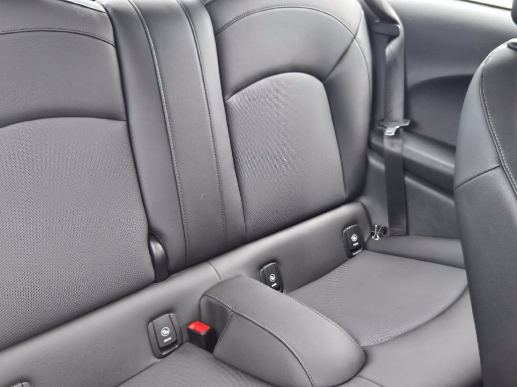 Used 2019 MINI Cooper 2-Door Hardtop FWD image 14