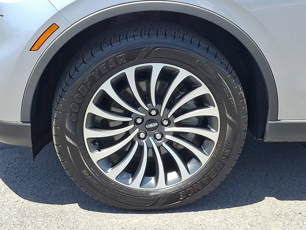 Certified 2023 Lincoln Aviator Reserve w/ Elements Package Plus AWD/4WD image 8