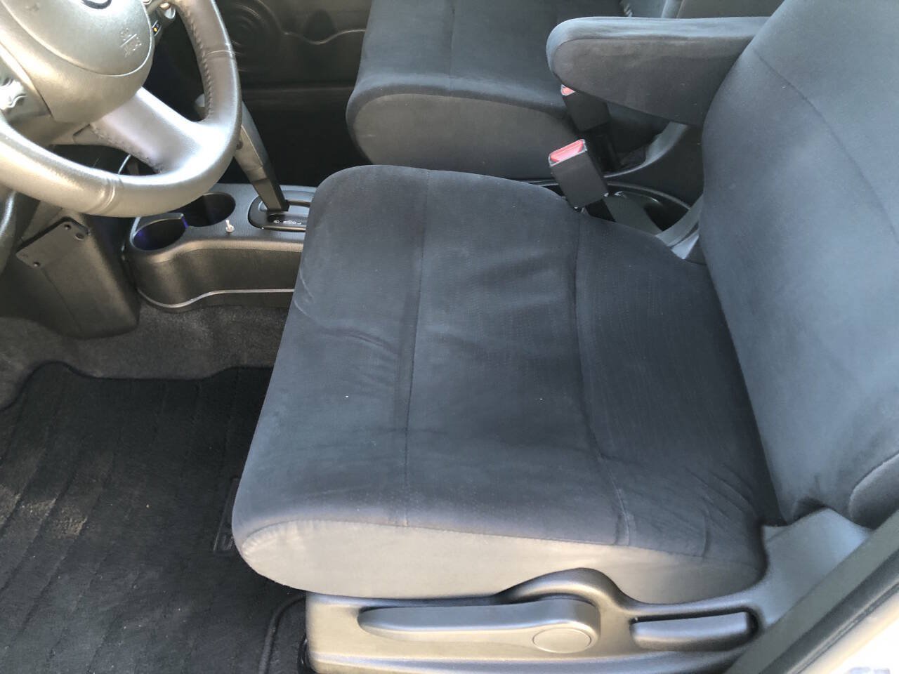 Used 2010 Nissan Cube 1.8 S w/ Interior Designer Pkg FWD image 12
