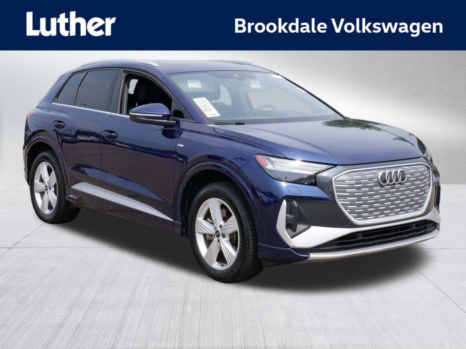 Used 2023 Audi Q4 e-tron Prestige AWD/4WD image 1