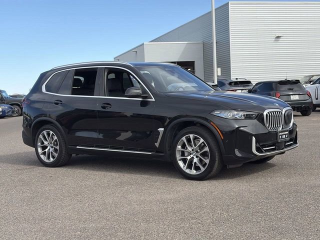 Used 2024 BMW X5 xDrive40i image 4