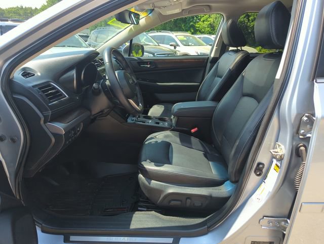 Used 2019 Subaru Outback 2.5i Limited AWD/4WD image 11