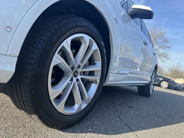 Certified 2025 Audi Q7 2.0T Premium AWD/4WD image 10