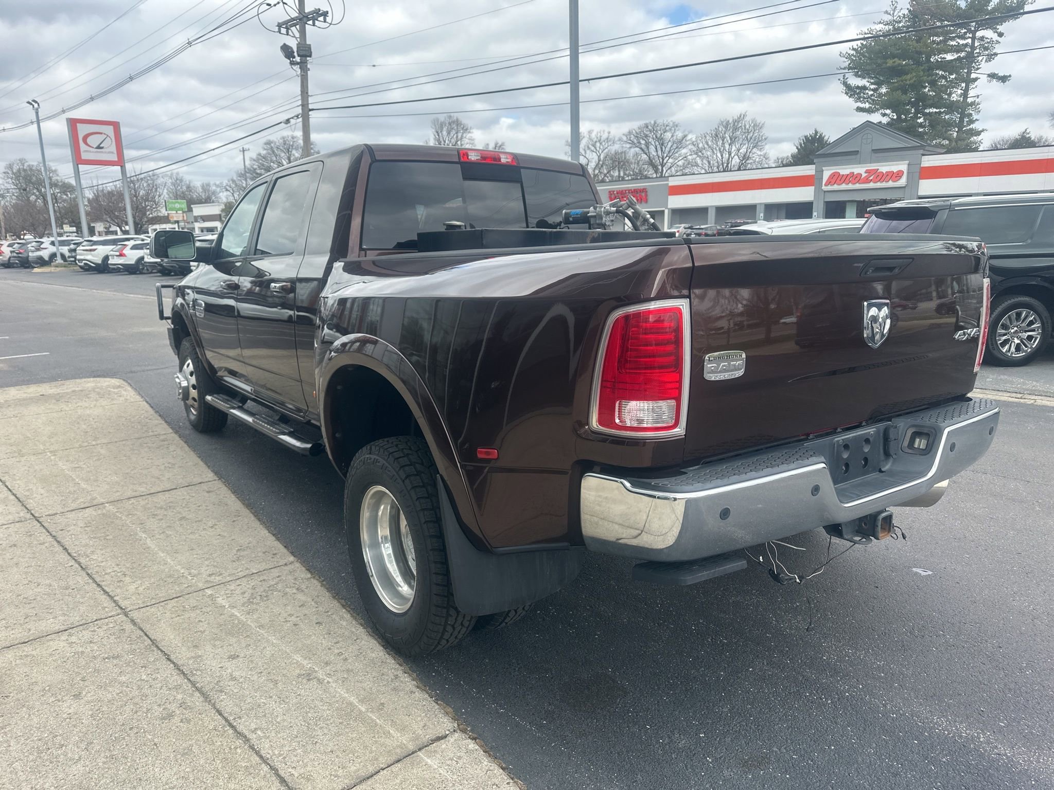 Used 2015 RAM 3500 Laramie Longhorn image 5