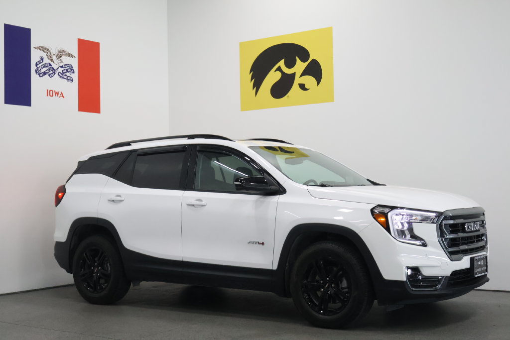 Used 2024 GMC Terrain AT4 w/ Infotainment Package II AWD/4WD image 1