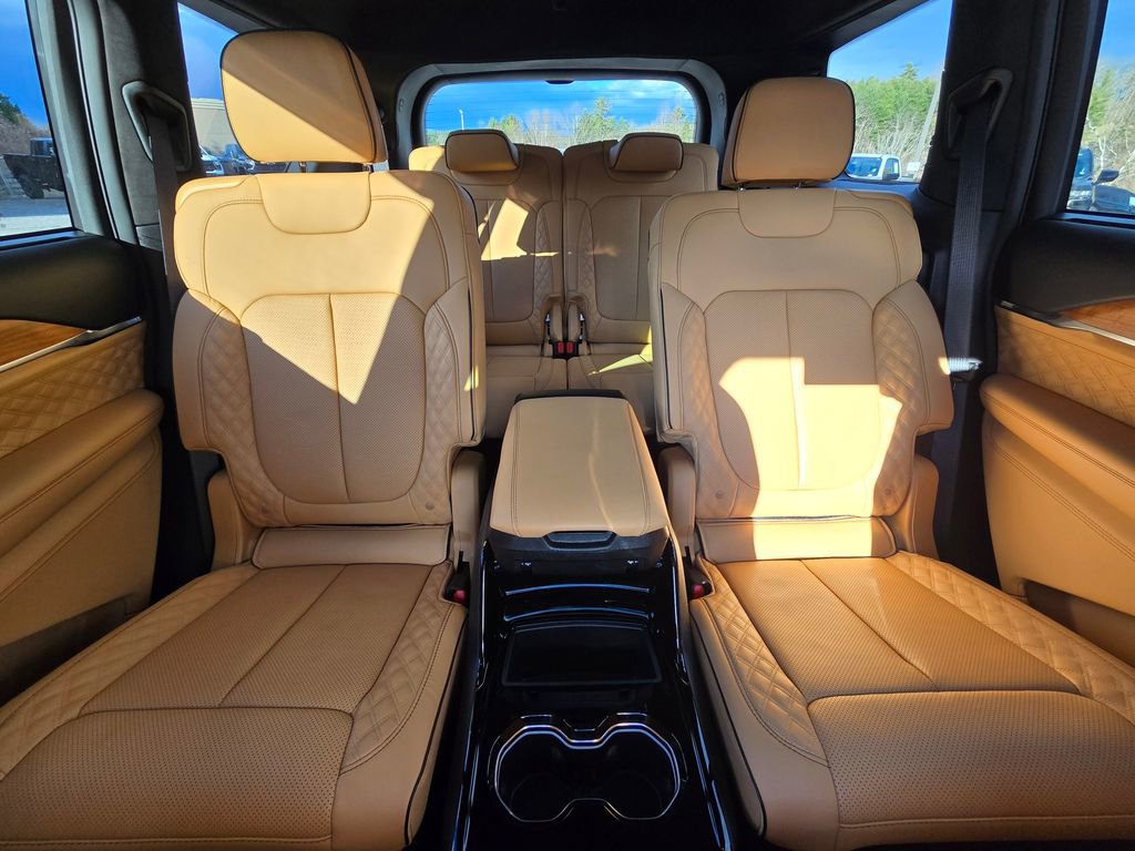 Used 2025 Jeep Grand Cherokee L Summit image 44
