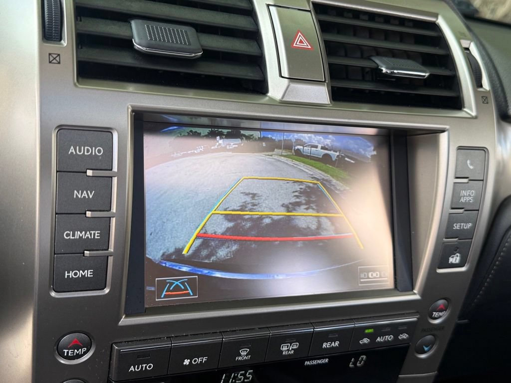 Used 2017 Lexus GX 460 Luxury AWD/4WD image 25