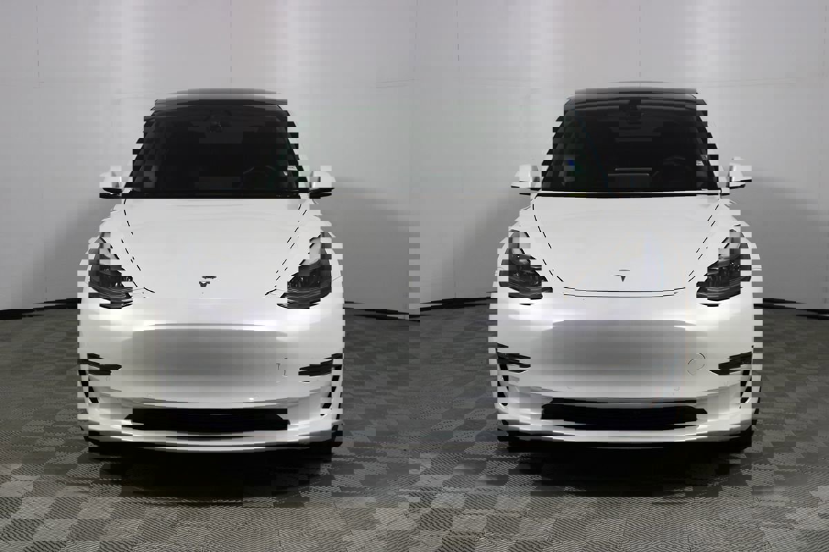 Used 2021 Tesla Model 3 Standard Range Plus image 25