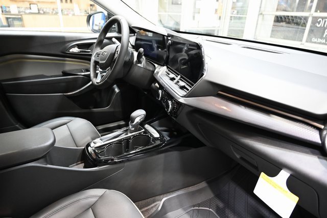 New 2026 Chevrolet Trax ACTIV w/ Sunroof Package image 13