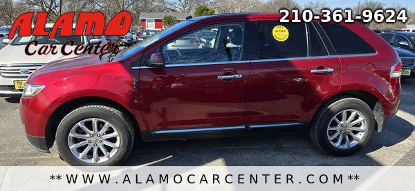 Used 2013 Lincoln MKX FWD image 2