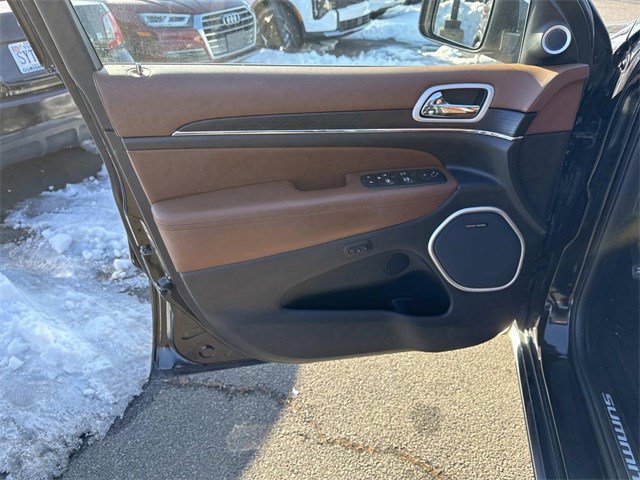 Used 2019 Jeep Grand Cherokee Summit image 13