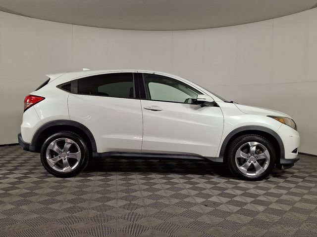 Used 2017 Honda HR-V EX image 10