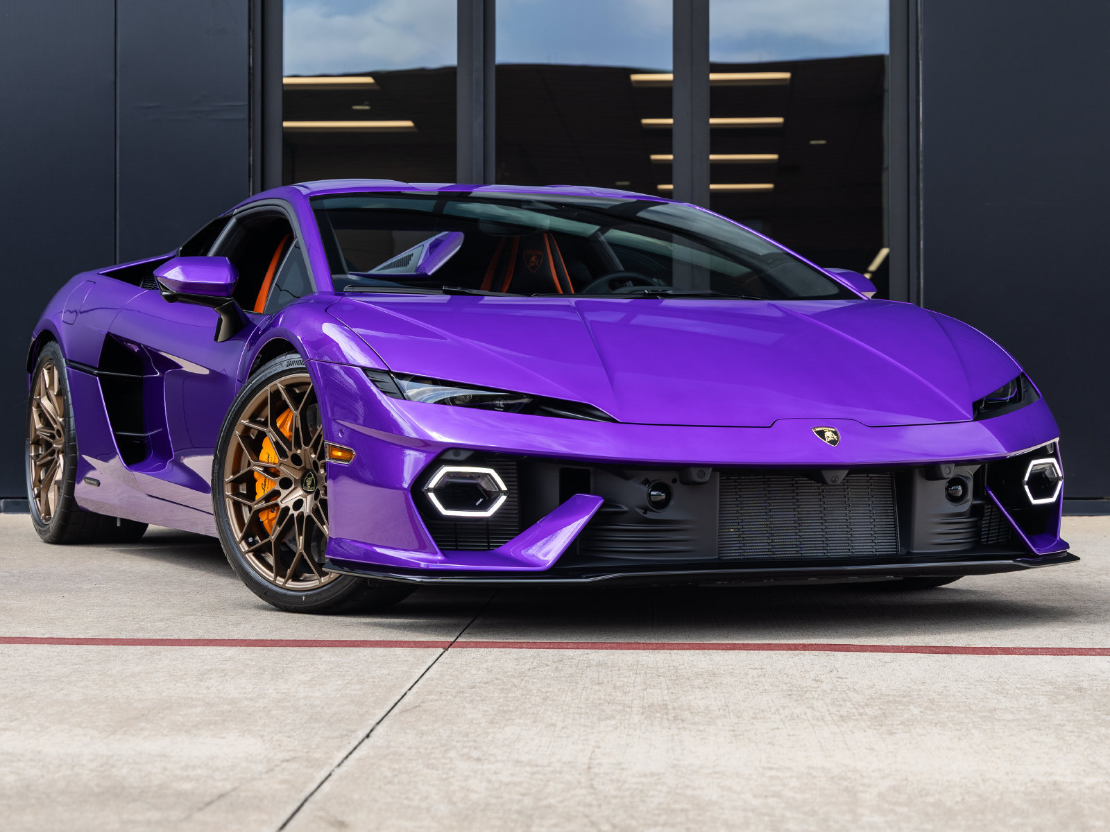 Used 2026 Lamborghini Temerario AWD/4WD image 2