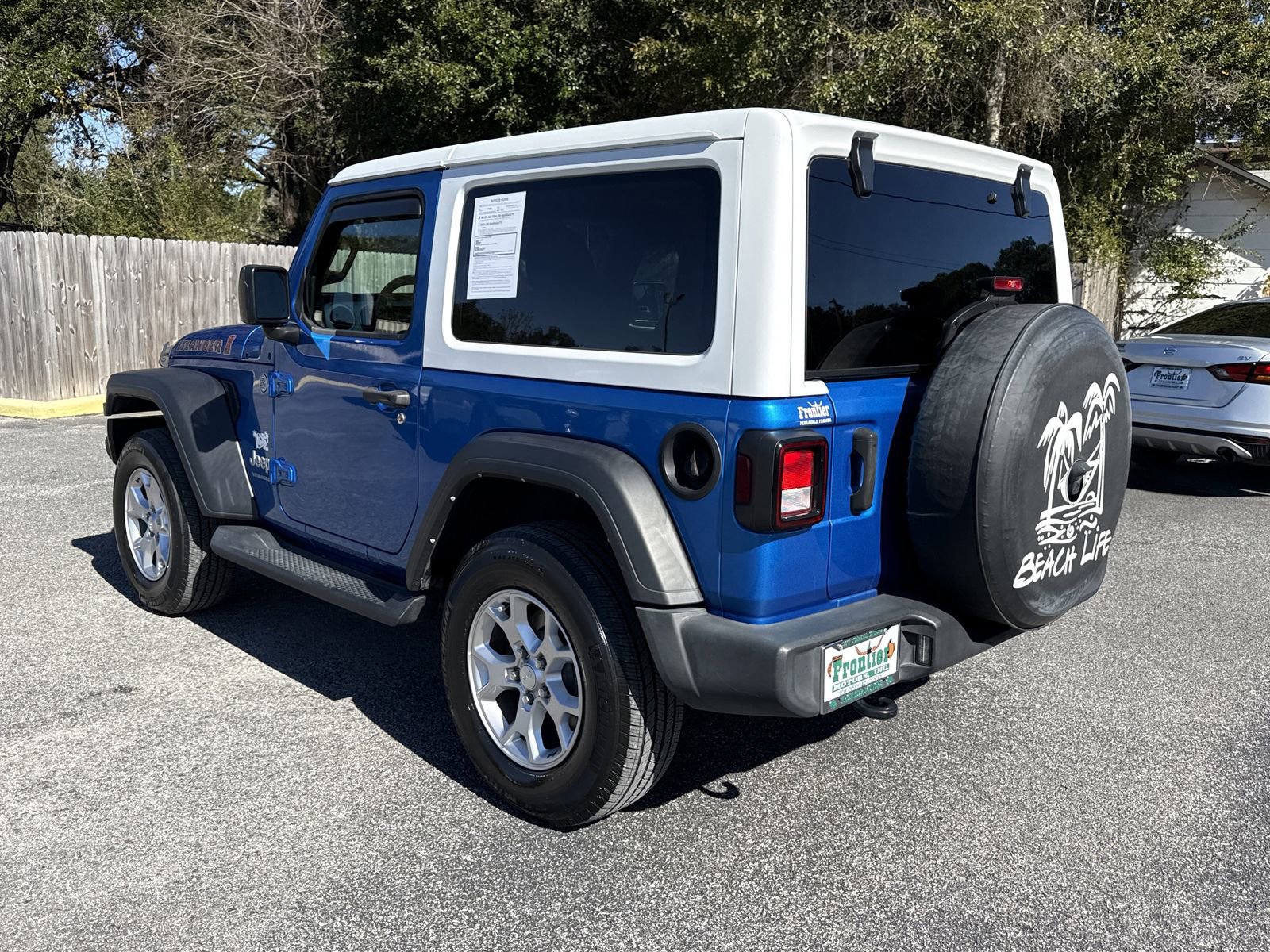 Used 2021 Jeep Wrangler Islander image 3