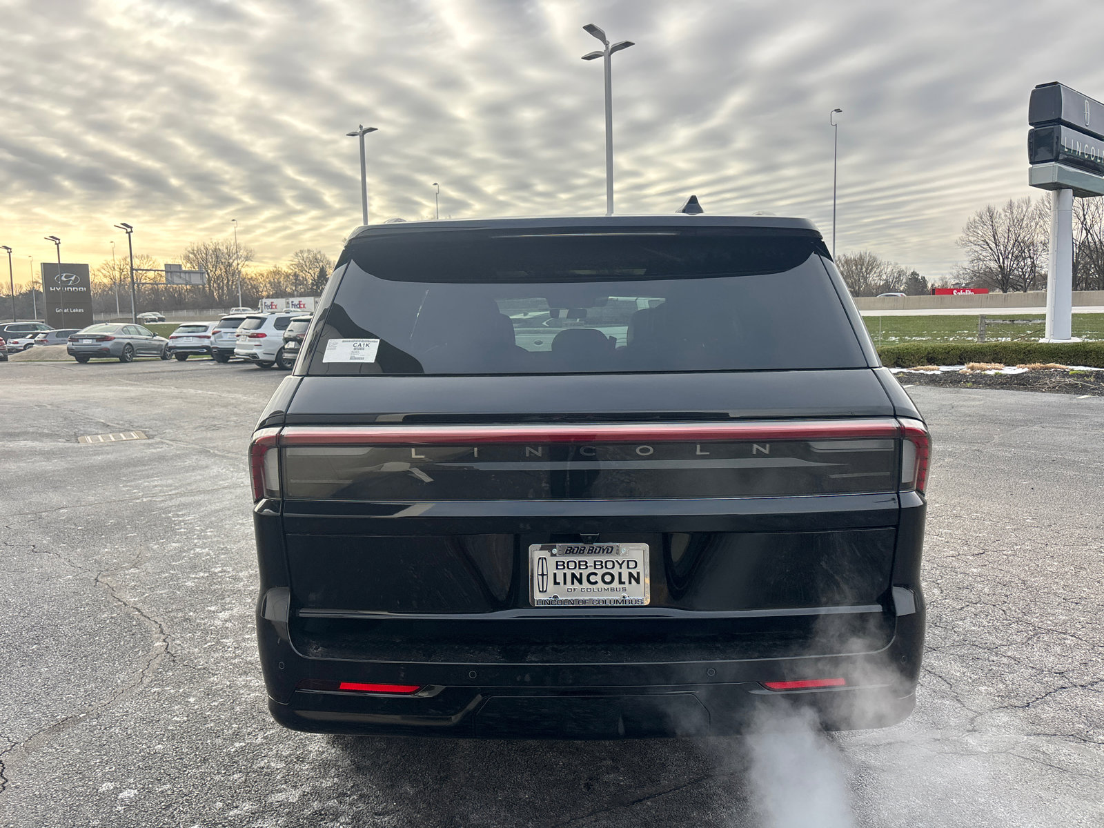 New 2026 Lincoln Navigator Reserve w/ Jet Appearance Package image 6