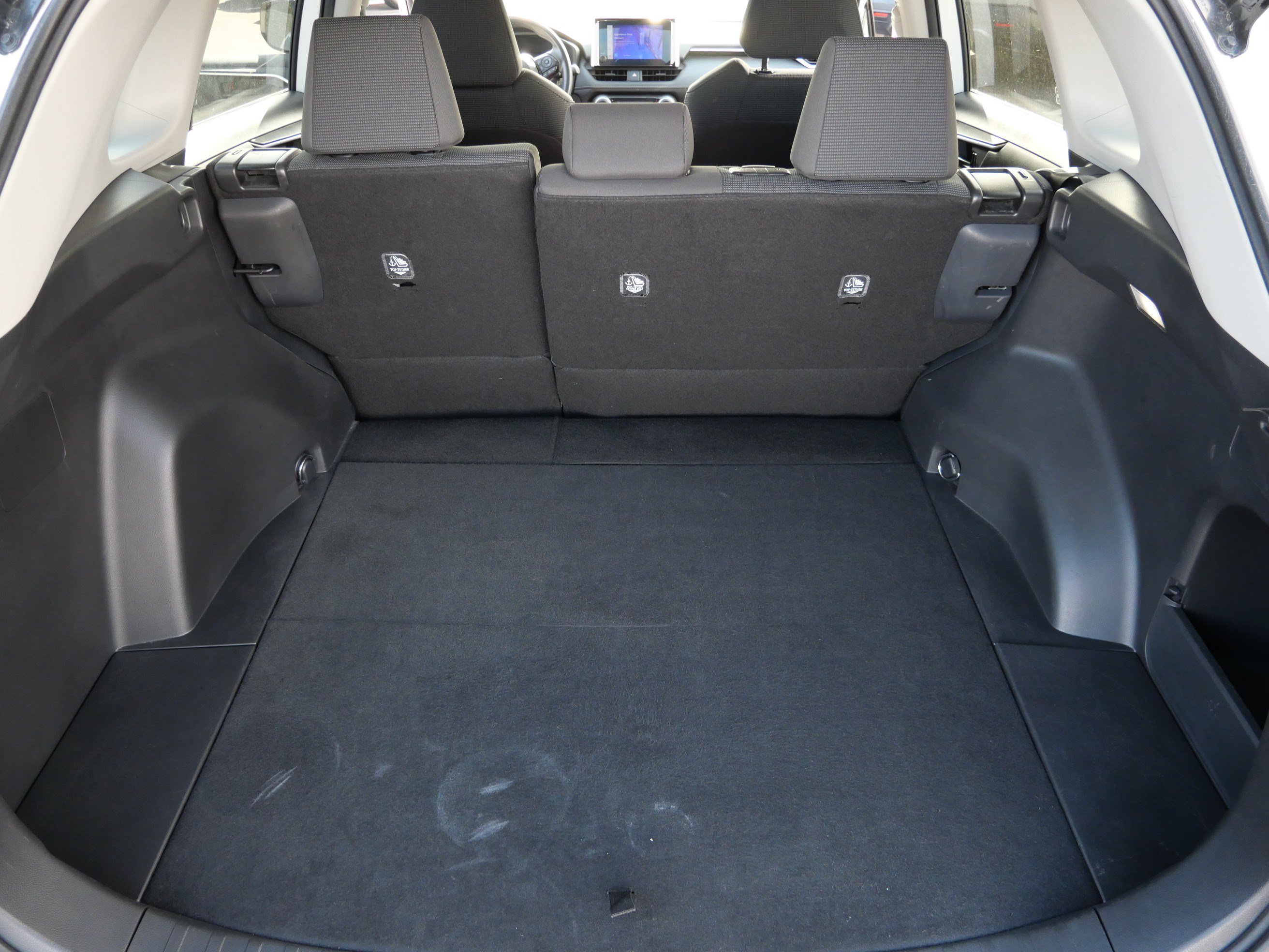 Certified 2025 Toyota RAV4 LE AWD/4WD image 18