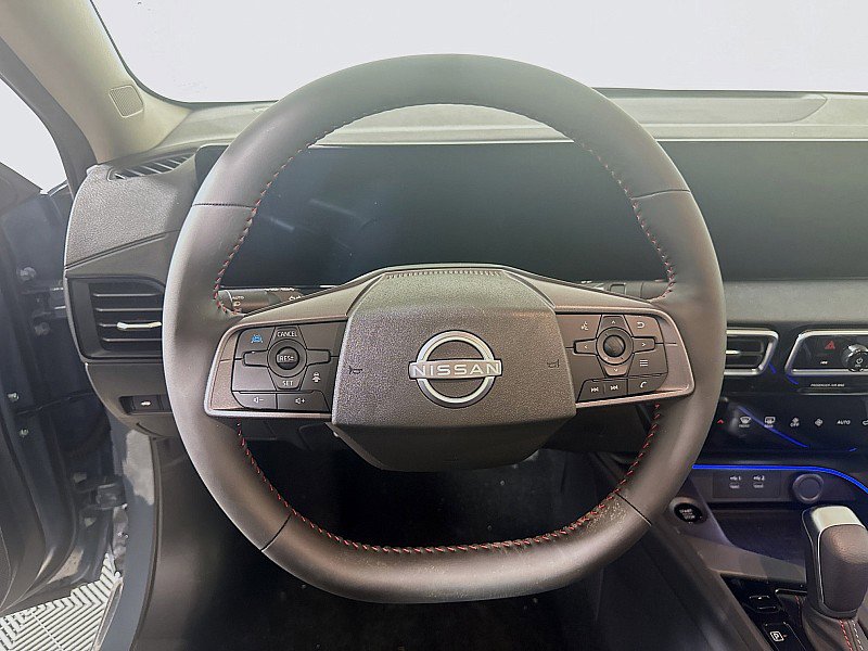 New 2026 Nissan Sentra SR w/ SR Premium Package FWD image 12