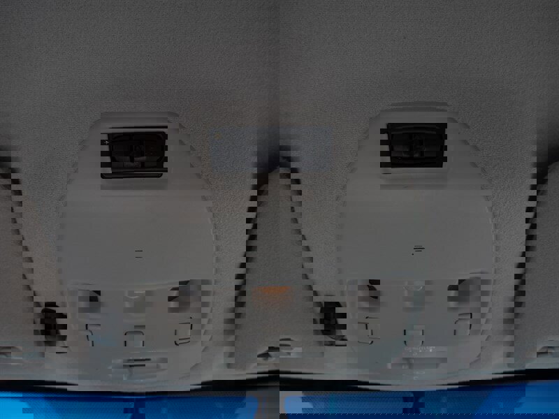 Used 1999 Cadillac Seville SLS w/ Personalization Pkg image 41