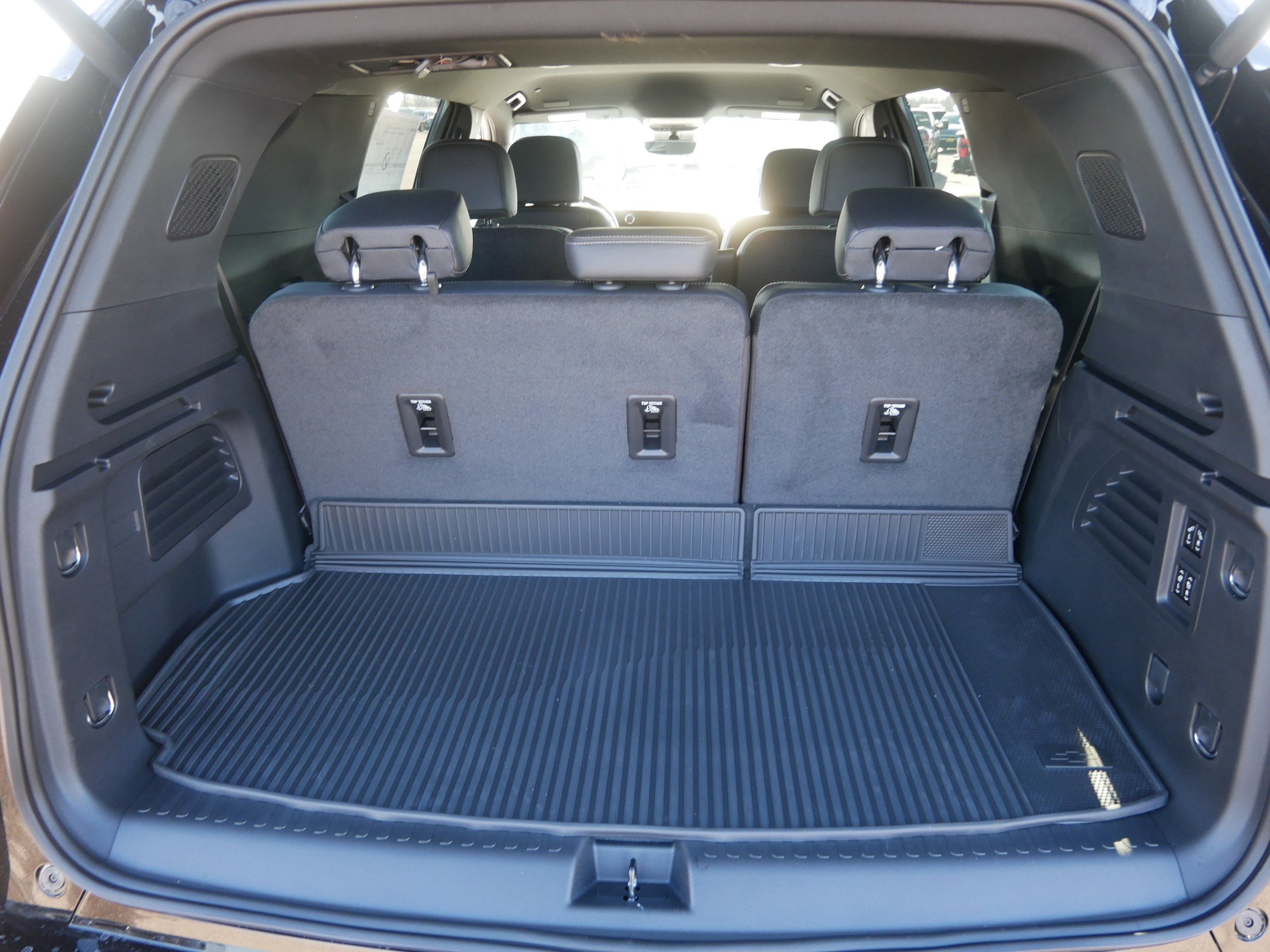 New 2026 Chevrolet Traverse High Country AWD/4WD image 4