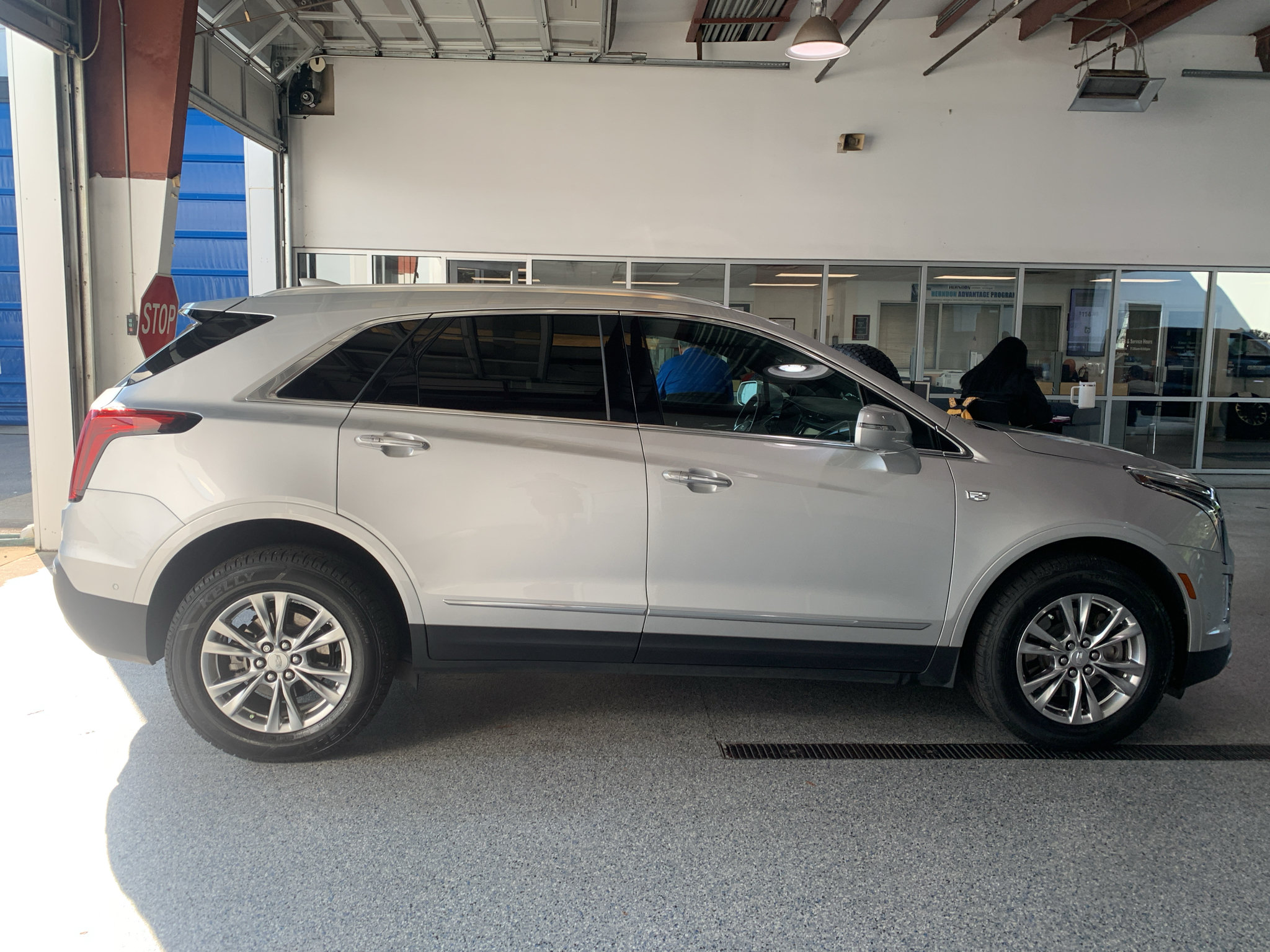 Used 2020 Cadillac XT5 Premium Luxury AWD/4WD image 40
