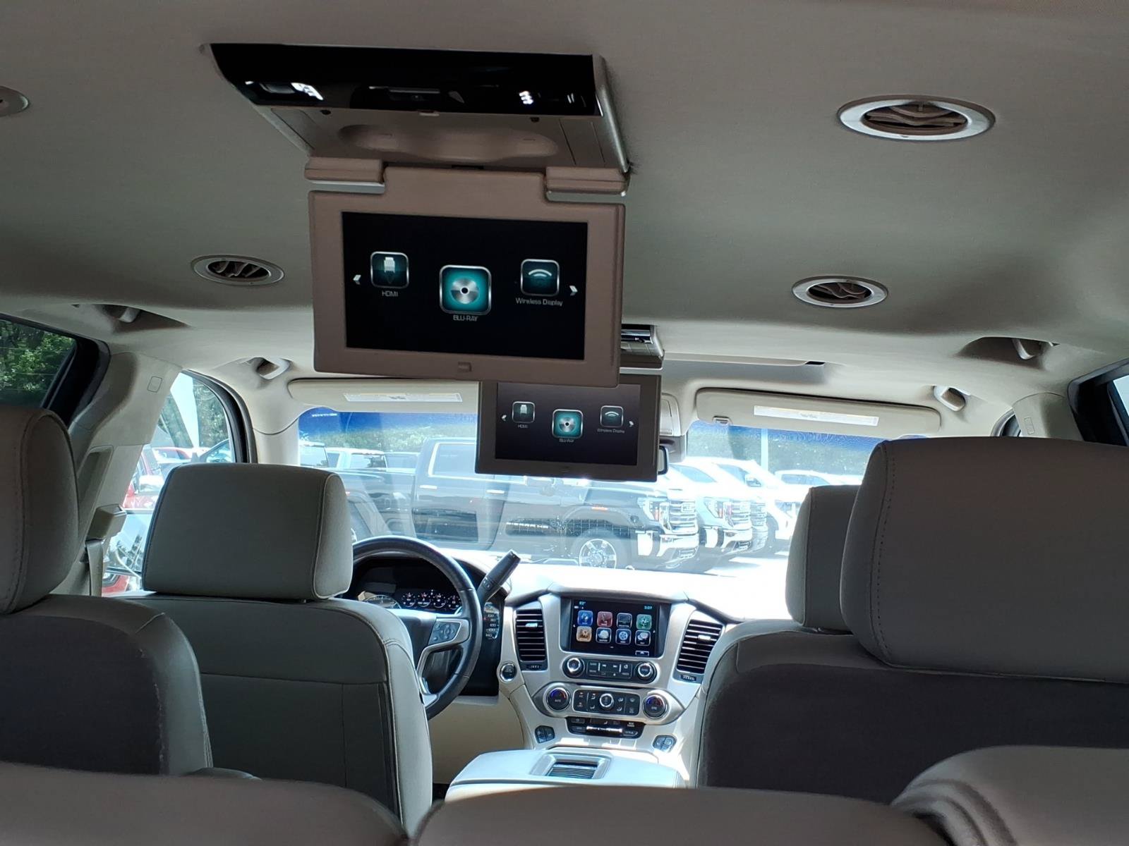 Used 2017 GMC Yukon XL Denali w/ Open Road Package AWD/4WD image 6