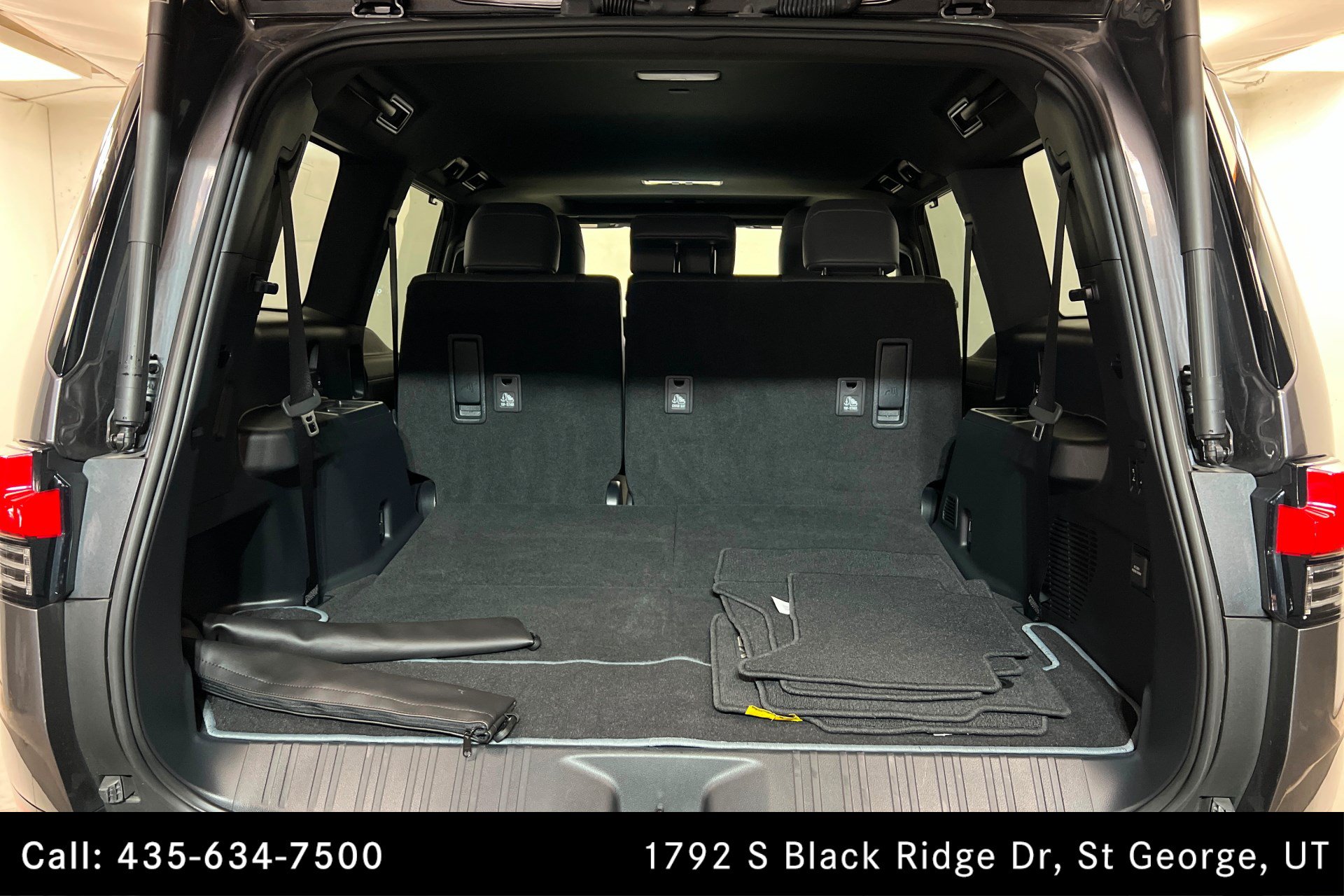 Used 2024 Lexus GX 550 w/ Accessory Package (Z1) AWD/4WD image 23