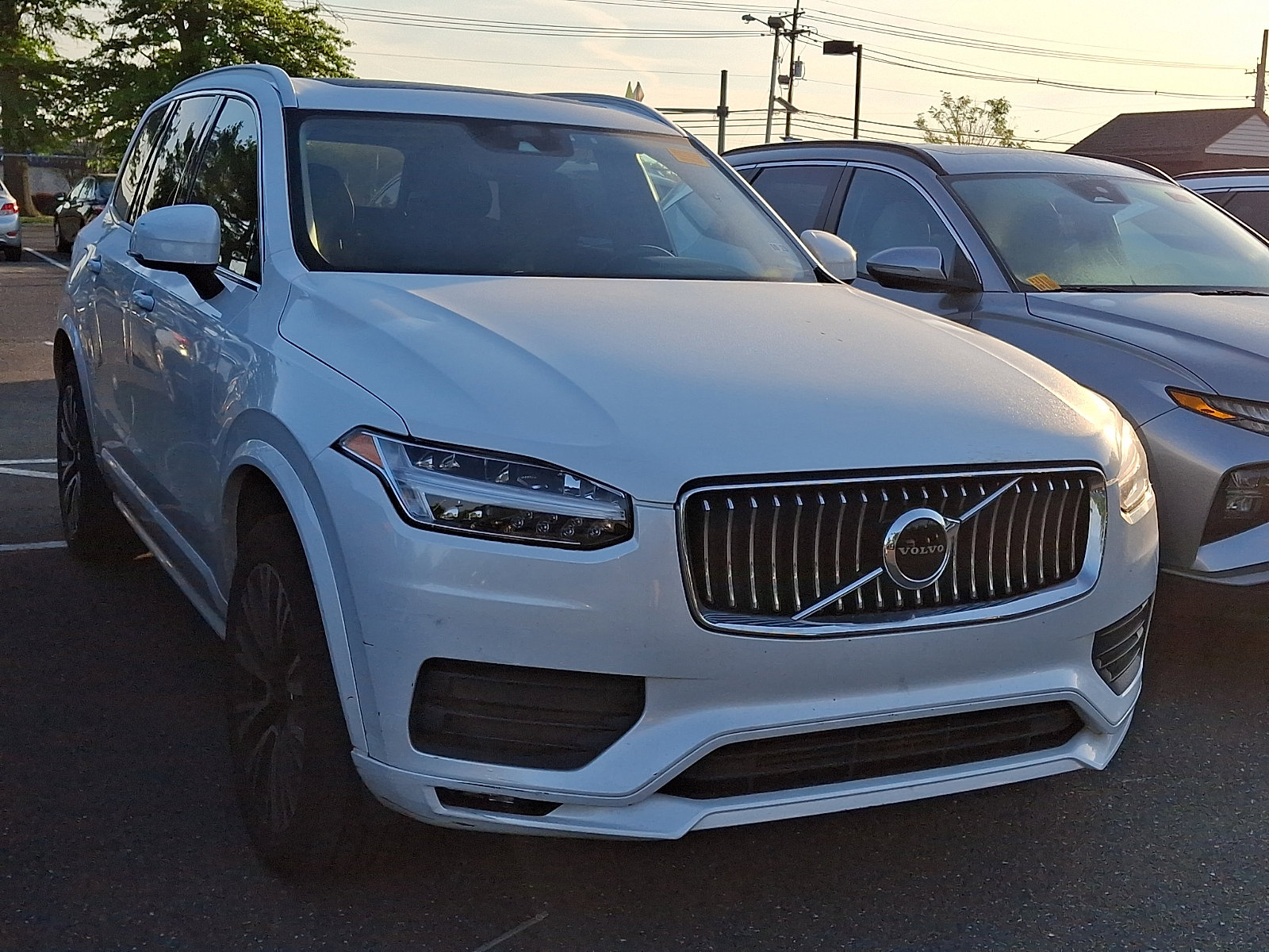 Used 2020 Volvo XC90 T5 Momentum AWD/4WD image 5