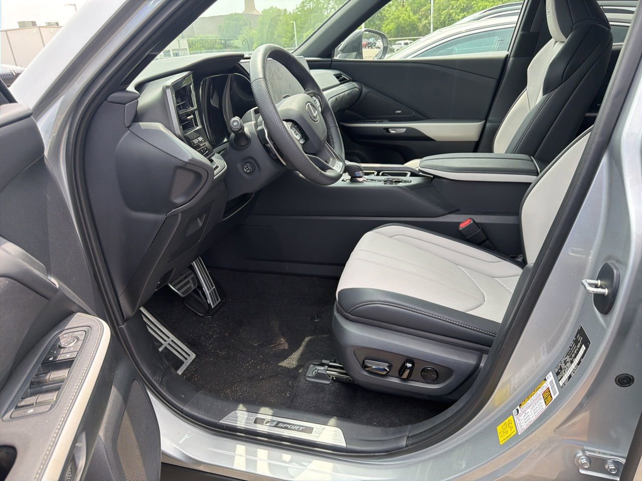 Used 2025 Lexus TX 350 AWD w/ Technology Package image 8