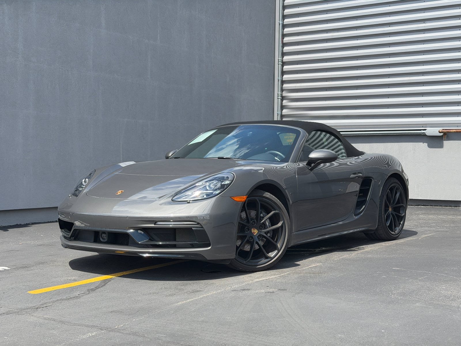 Certified 2025 Porsche 718 Boxster RWD image 1